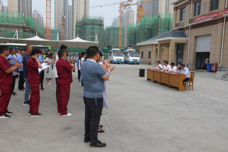 9da17e4c9e415f6724159c1593f7ded